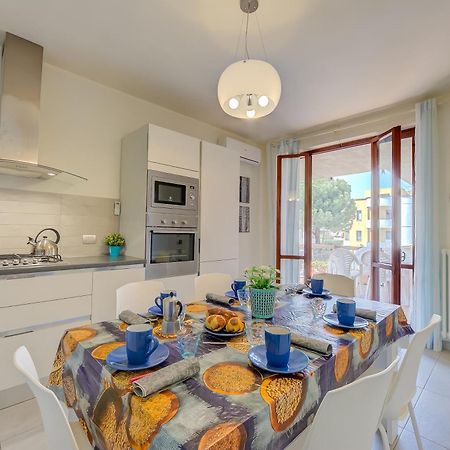 Casa Del Faro - Happy Rentals Песк'єра-дель-Гарда Екстер'єр фото
